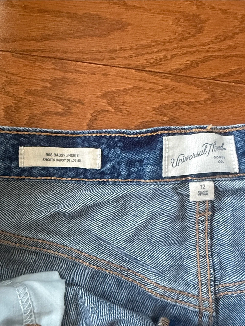 Universal Thread Mid-Rise 90's Baggy Denim Shorts 100% Cotton Daisy Floral